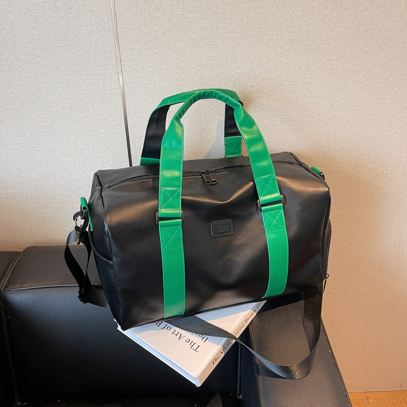Sportliche Reisetasche aus strapazierfähigem, wasserabweisendem Material mit vielseitigen Tragemöglichkeiten Skanto