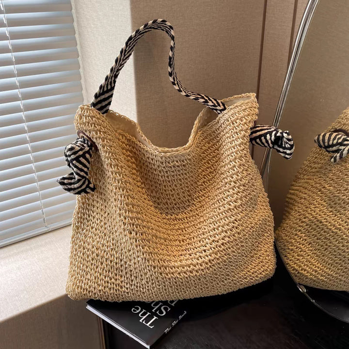 Trendige Makramee-Tragetasche mit verspielten Details Skanto