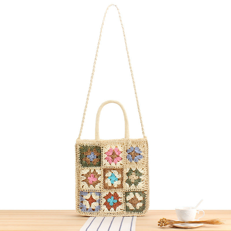 Handgeknüpfte Tragetasche mit floral inspiriertem Design Skanto