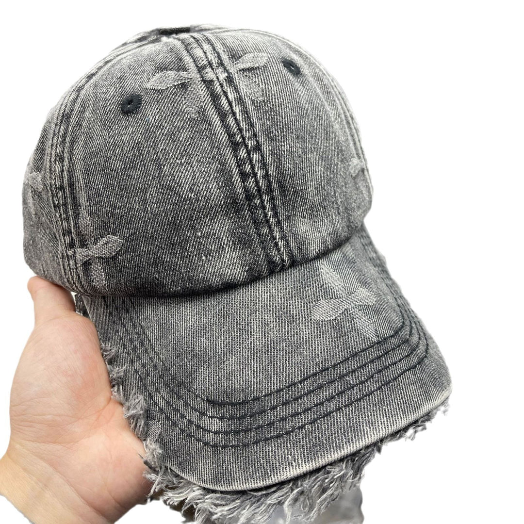 Damen Baseballkappe im Used-Look aus Jeans mit Fransen Skanto