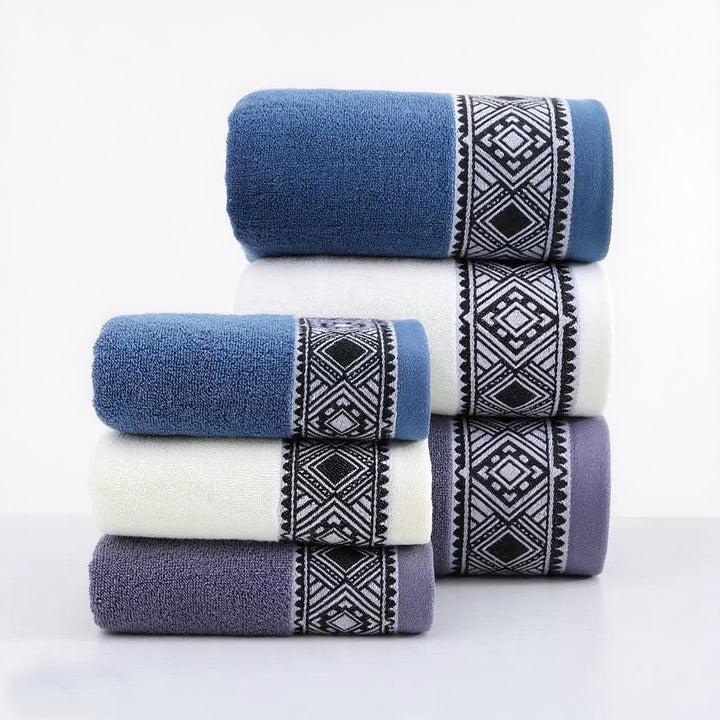 Frotteehandtuch-Set mit elegantem geometrischem Band Skanto
