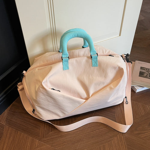 Stylischer Koffer mit ergonomischem Design Skanto