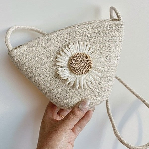 Handgeknüpfte Tasche mit floraler Applikation Skanto