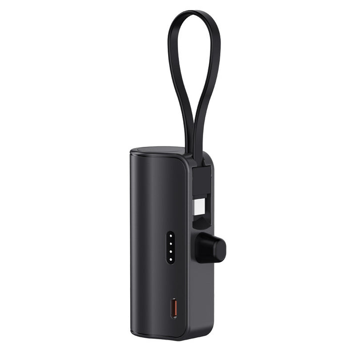 Tragbare Powerbank mit integriertem Ladekabel und kompaktem Design Skanto