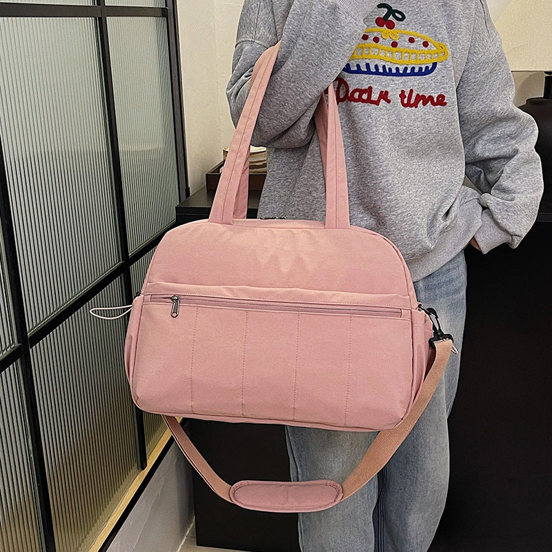 Fitness-Reisetasche mit geräumigem Innenraum und cleverem Taschen-Design Skanto