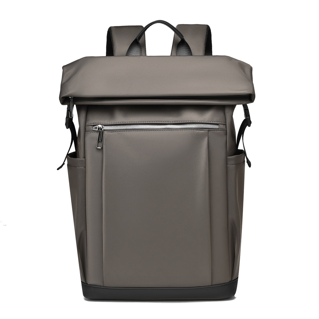 Rucksack mit zweifarbigem Design und vielen Taschen Skanto