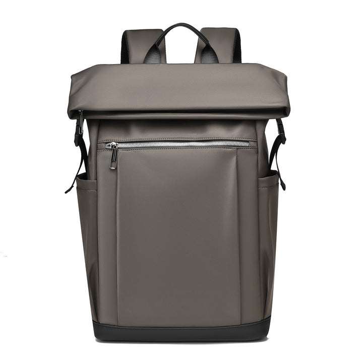 Rucksack mit zweifarbigem Design und vielen Taschen Skanto