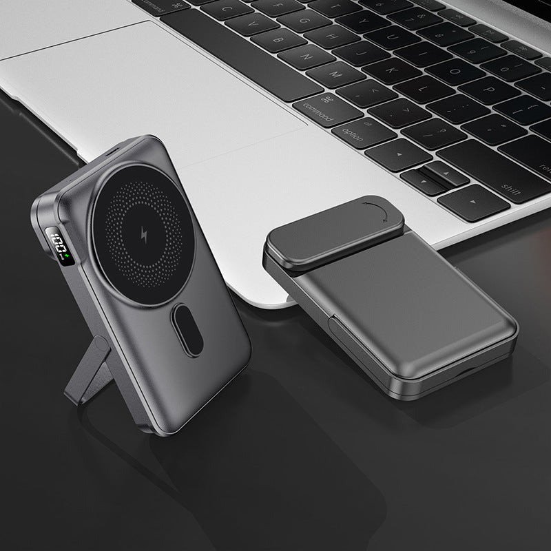 Tragbare Powerbank mit integrierter Standfunktion und digitaler Ladestatusanzeige Skanto