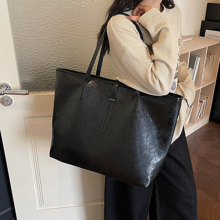 Elegante und geräumige Tragetasche Skanto