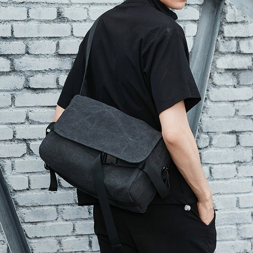Robuste Crossbody Bag für den Alltag Skanto