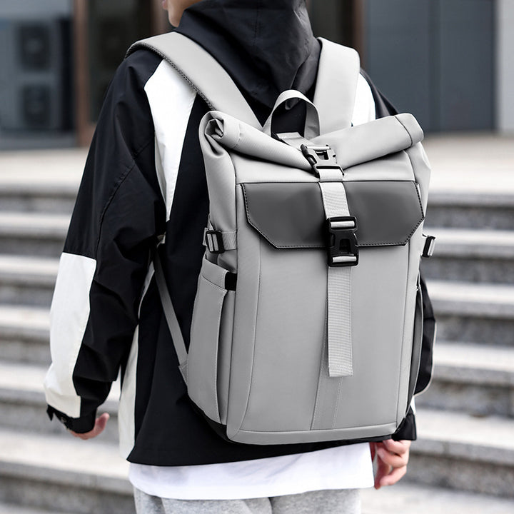 Robuster Rolltop-Rucksack mit ergonomischem Tragesystem und vielseitigem Stauraum Skanto