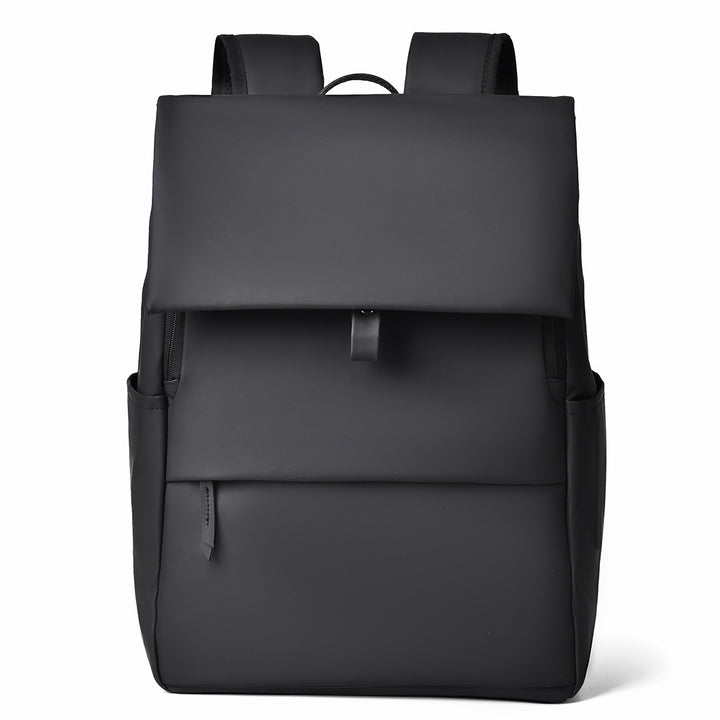 Hochwertiger Rucksack mit innovativem Rolltop-Verschluss und praktischen Außentaschen Skanto