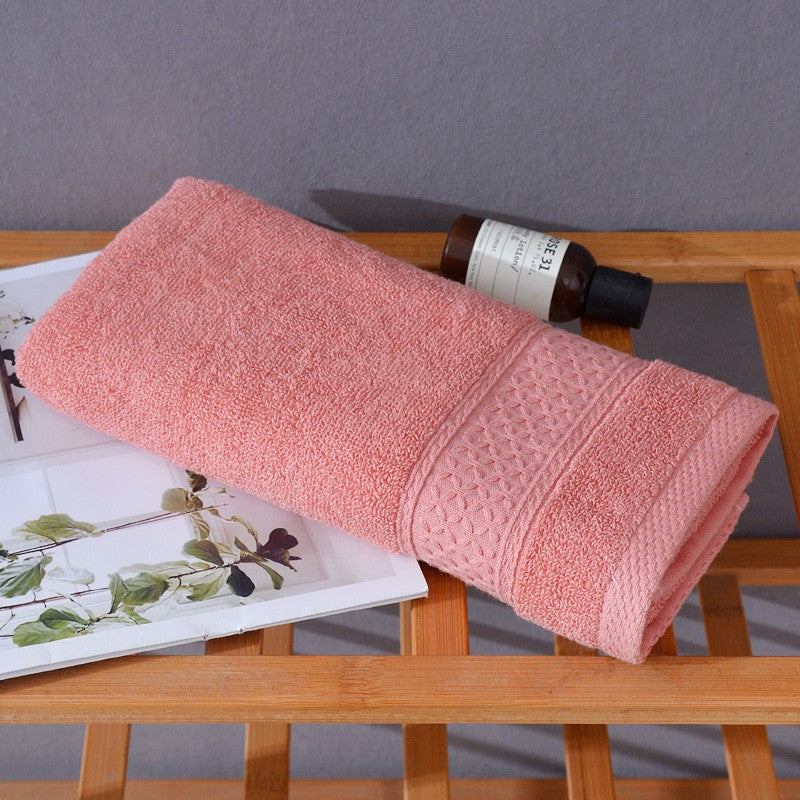 Hochwertiges Frottee-Badetuch mit eleganter Textur Skanto