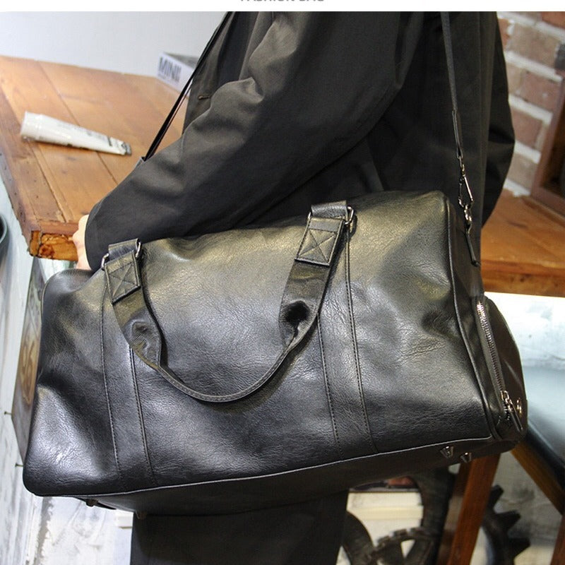 Stylische Reisetasche aus hochwertigem Kunstleder Skanto