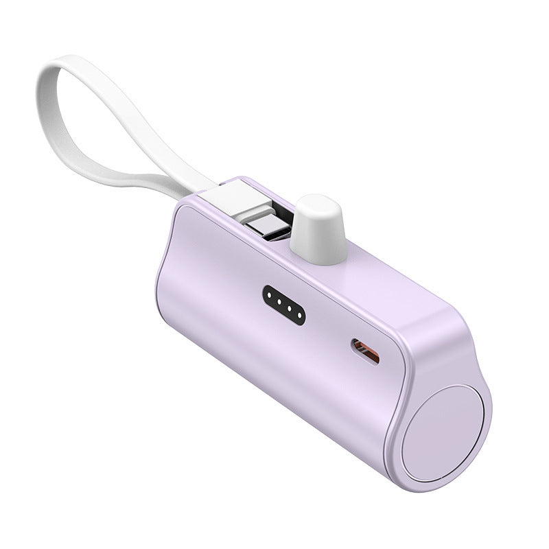 Tragbare Powerbank mit integriertem Ladekabel und kompaktem Design Skanto