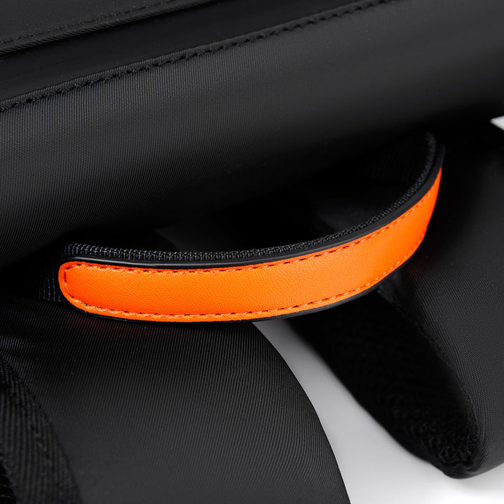 Urbaner Rucksack mit multifunktionalem Tabsystem Skanto