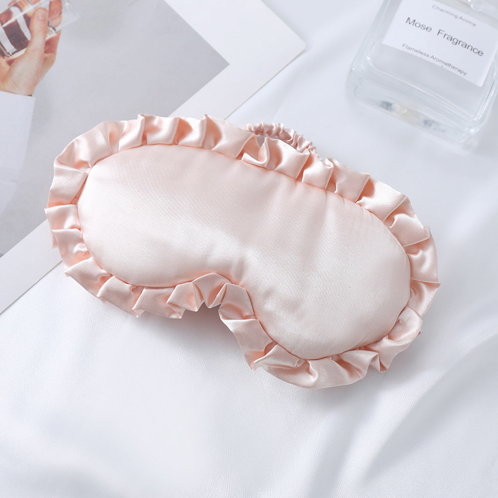 Satin-glänzende Augenmaske für Damen mit ergonomischer Kontur, Rüschenrand und weicher Polsterung Skanto