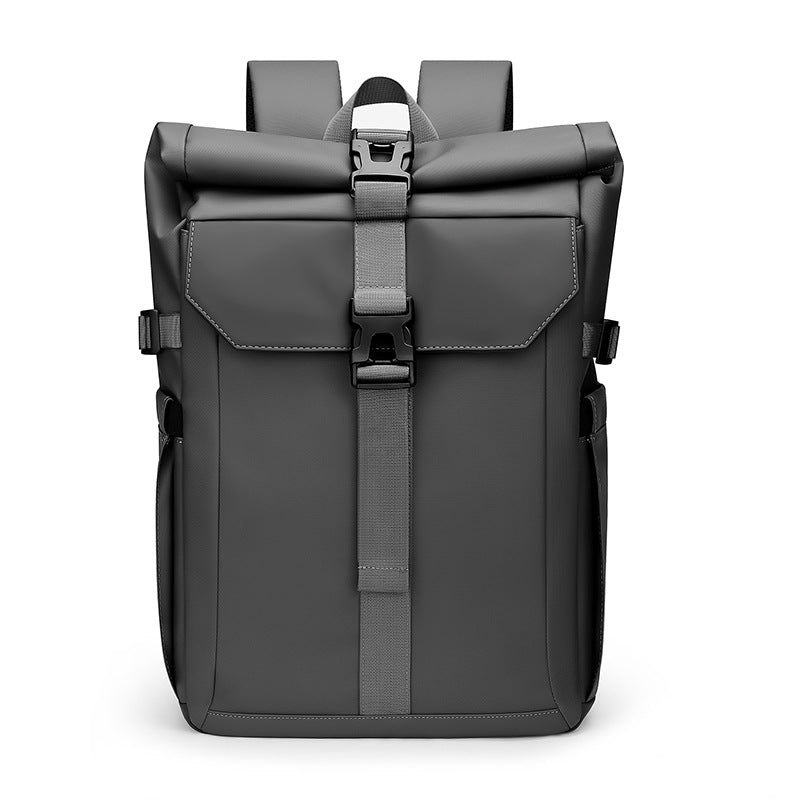 Robuster Rolltop-Rucksack mit ergonomischem Tragesystem und vielseitigem Stauraum Skanto
