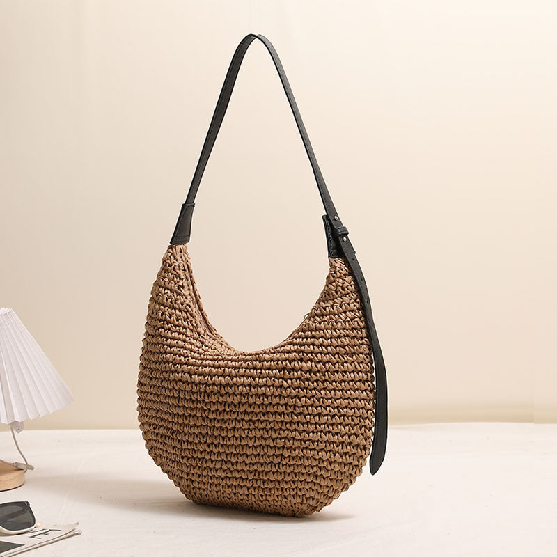 Handgemachte Hobo Bag aus Naturraffia Skanto
