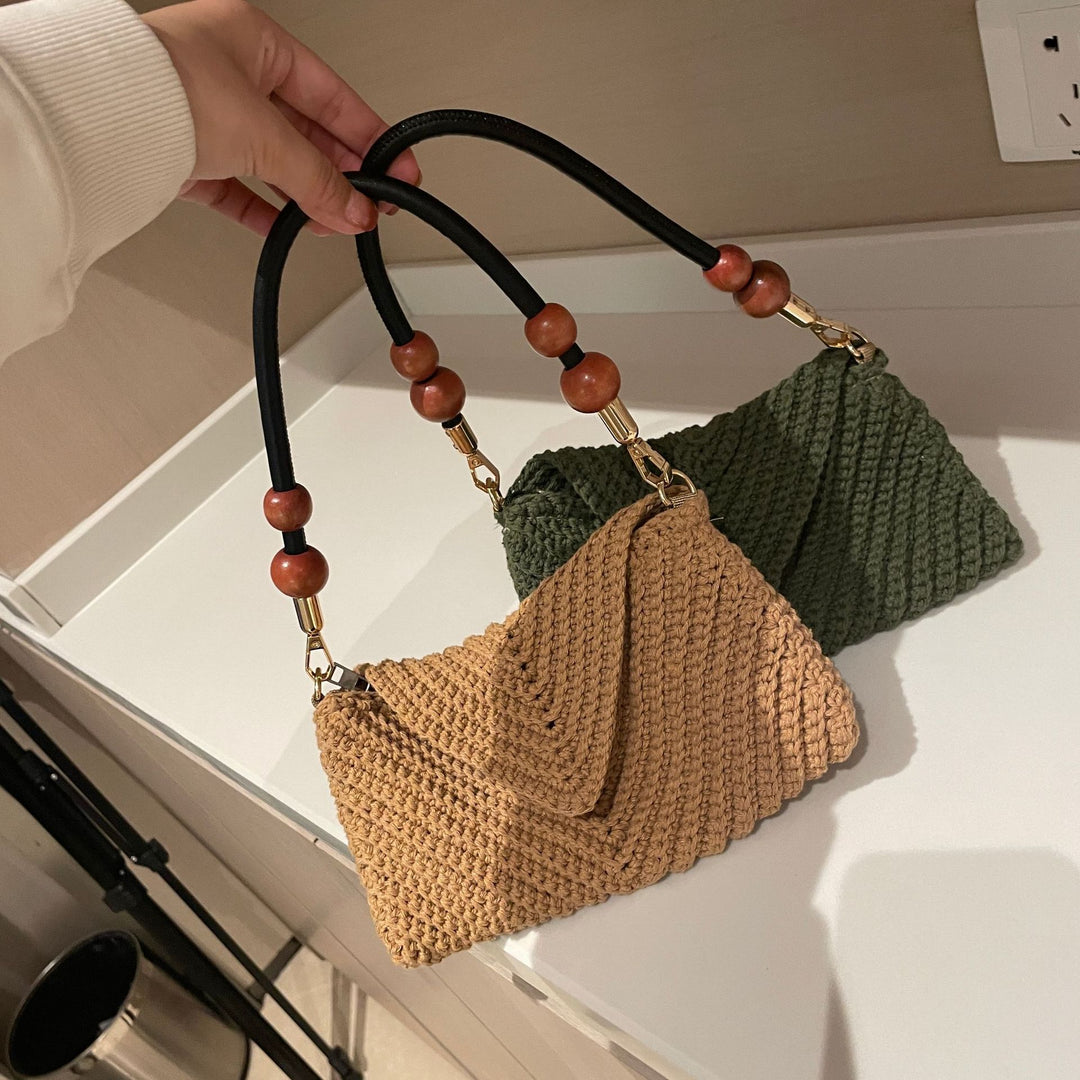 Handtasche mit stilvollen eingesetzten Griffen Skanto