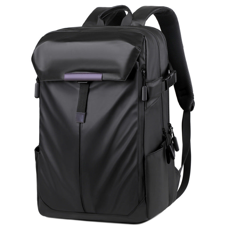 Urbaner Rucksack mit wasserdichtem Material und innovativem Stauraum Skanto