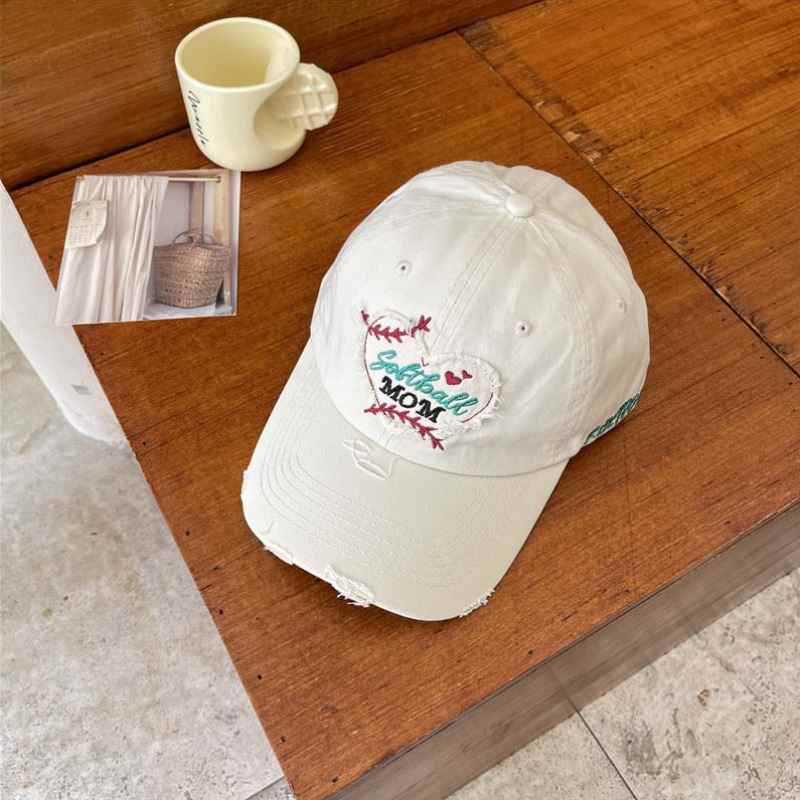 Damen Baseballkappe im Used-Look mit Herzstickerei Skanto