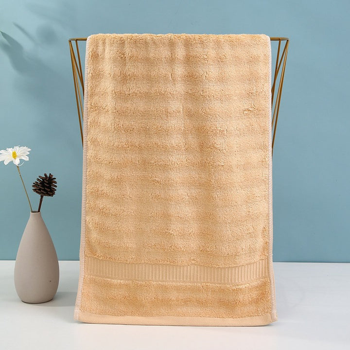 Hochwertiges Frottee-Badetuch mit eleganter Textur Skanto
