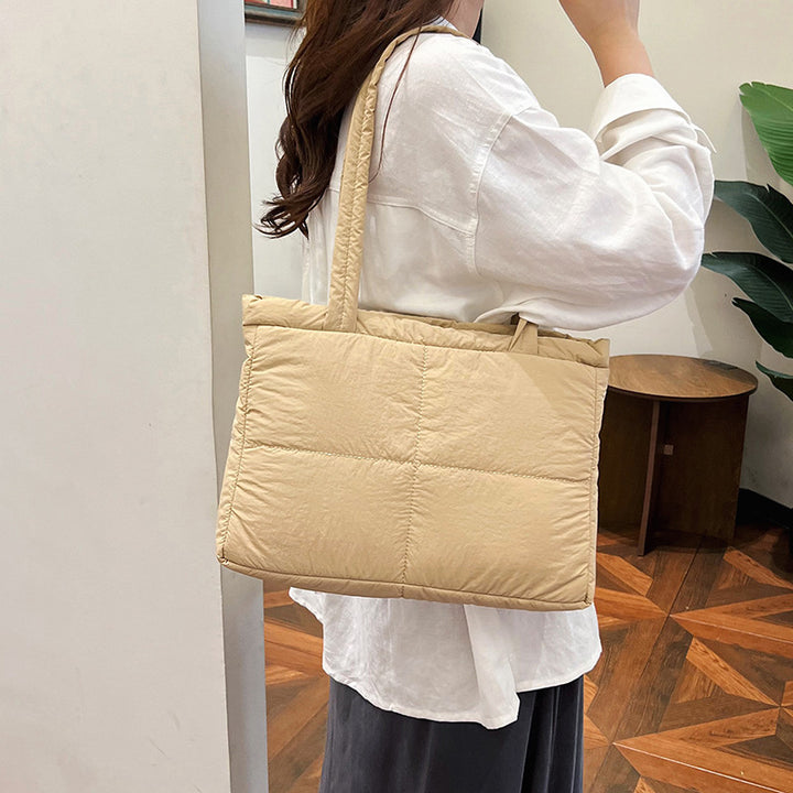 Elegante gepolsterte Schultertasche Skanto