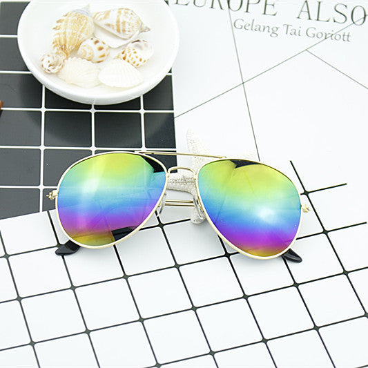 Moderne Piloten-Sonnenbrille für Damen mit Farbverlauf-Gläsern Skanto