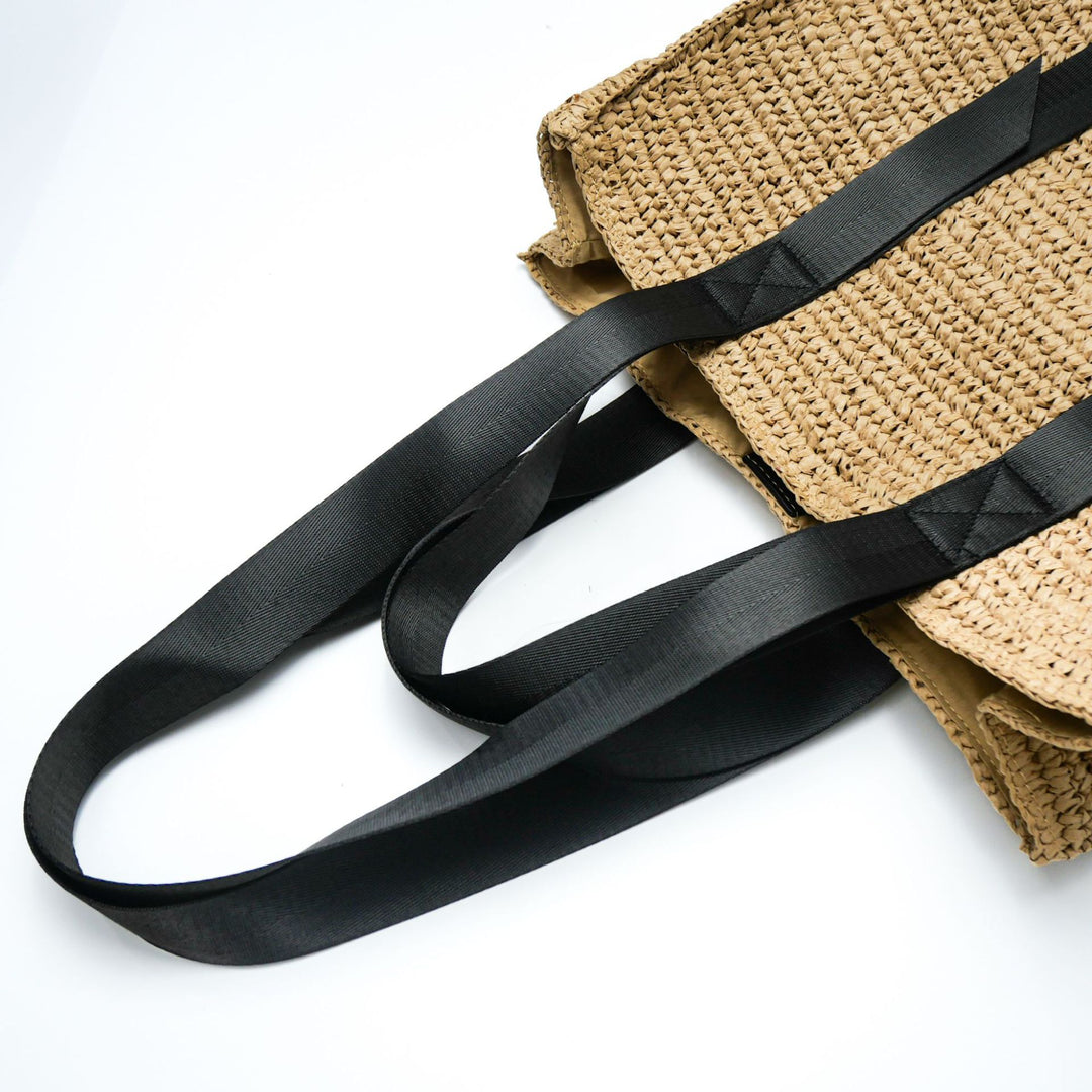 Geräumige Strohtasche mit breiten Tragegriffen Skanto