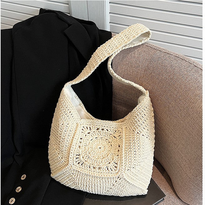 Makramee-Schultertasche mit künstlerischem Design Skanto