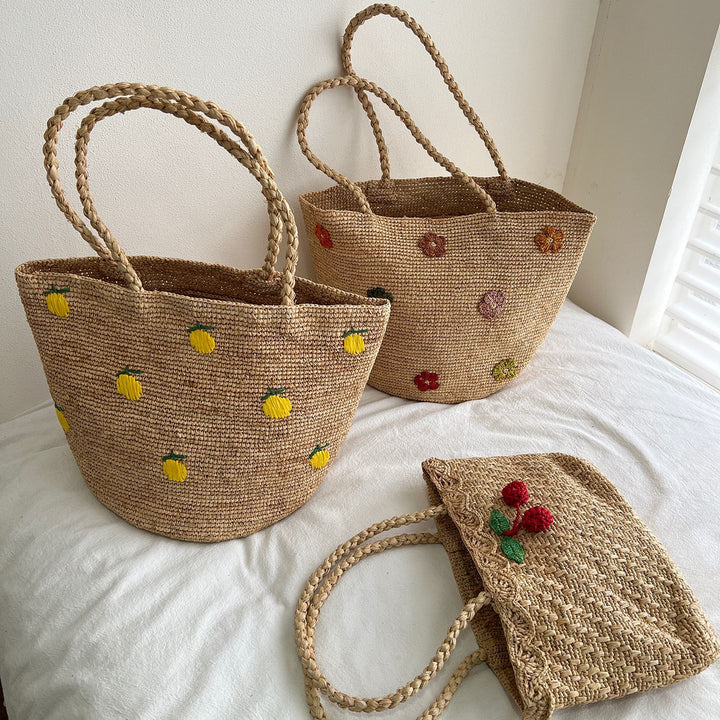 Handgemachte Strohtasche mit buntem Zitronen-Design Skanto