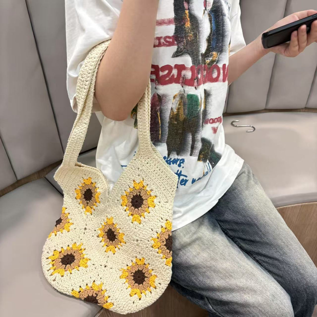 Handgefertigte Makramee-Tasche mit Sonnenblumenmuster Skanto