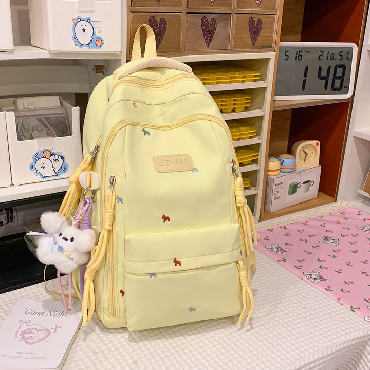 Niedlicher und Funktionaler Schulrucksack mit vielen Fächern