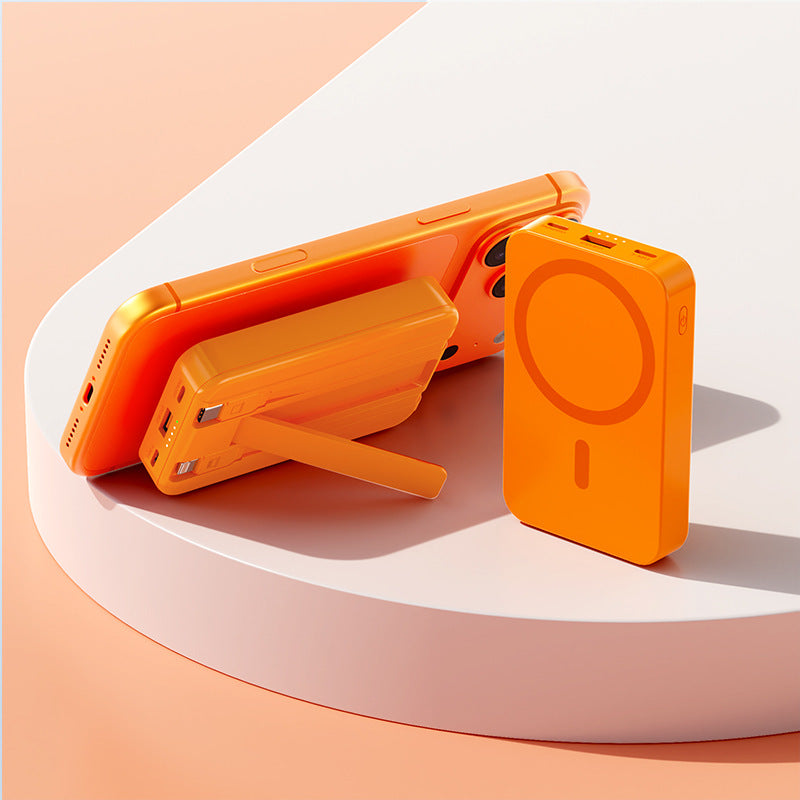 Tragbare Powerbank mit Magnetfunktion und integriertem Ständer Skanto