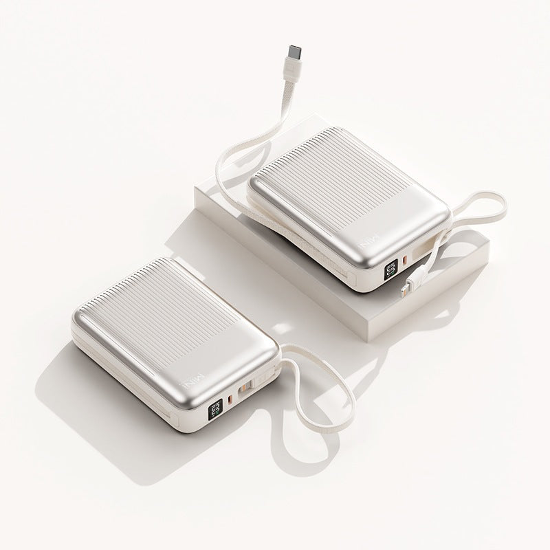 Kompakte Powerbank mit integriertem Kabelsystem Skanto