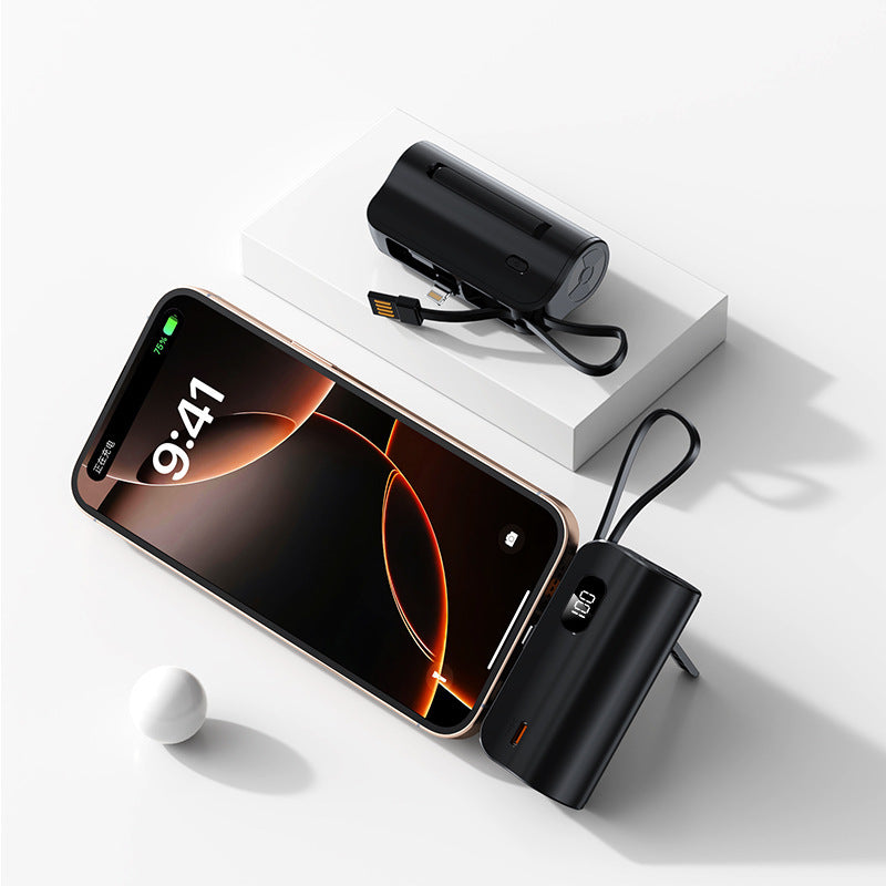 Tragbare Ladegeräte mit USB-C- und Lightning-Anschluss Skanto