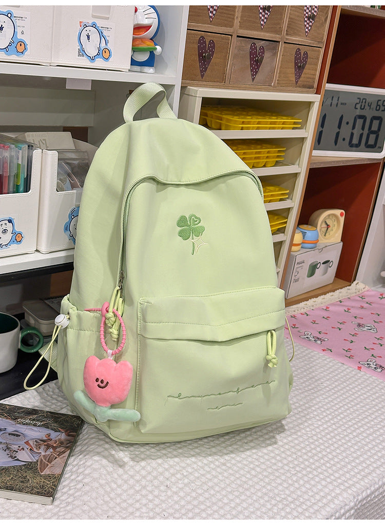 Klassischer bestickter Schulrucksack