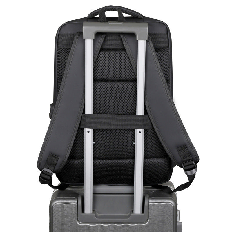 Urbaner Rucksack mit wasserdichten Eigenschaften und smartem Fächersystem Skanto