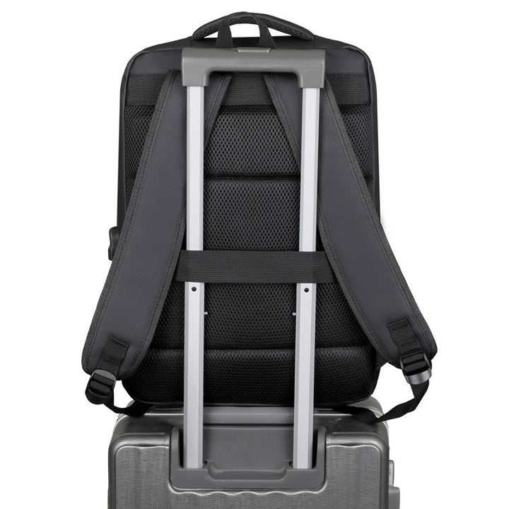 Urbaner Rucksack mit wasserdichten Eigenschaften und smartem Fächersystem Skanto
