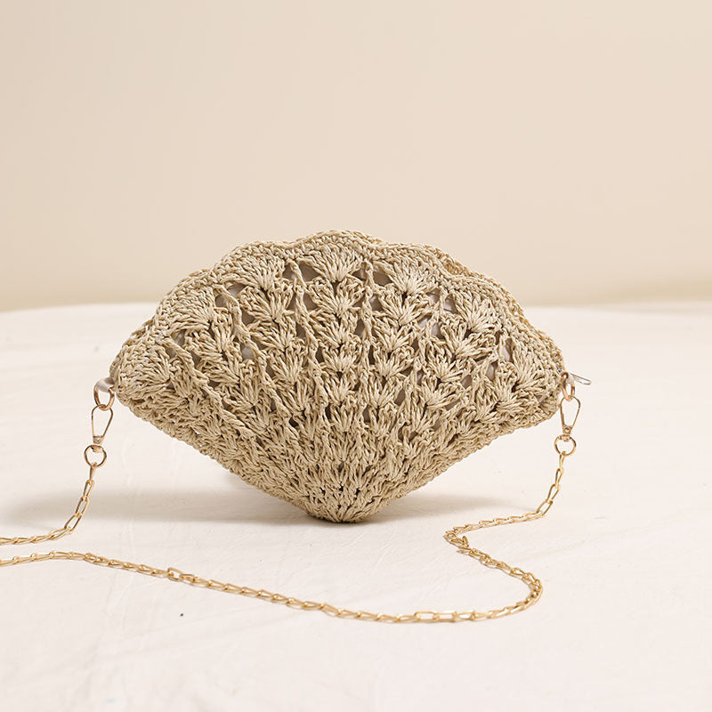 Elegante Clutch im Muscheldesign Skanto