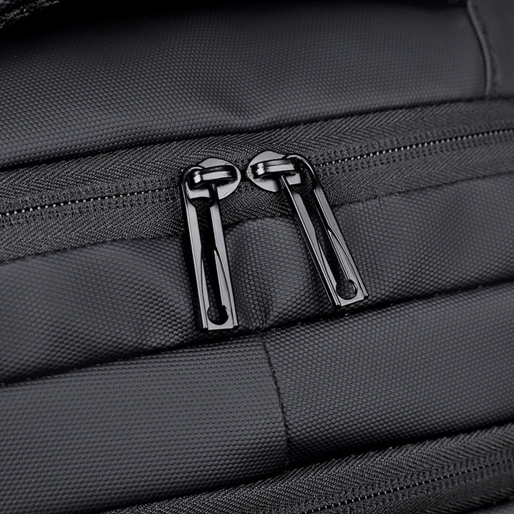 Business-Rucksack mit schützendem Laptopfach-System und innovativem Organisationssystem Skanto