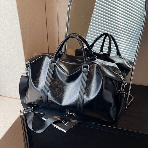Elegante Reisetasche aus hochwertigem Kunstleder Skanto
