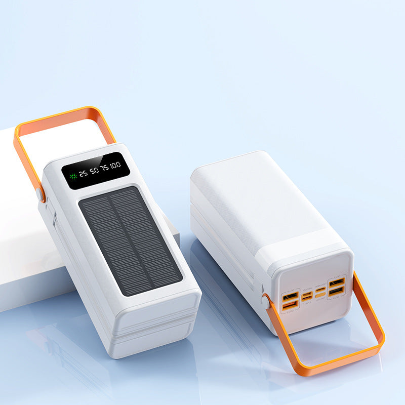 Tragbare Powerbank mit Solartechnologie von Skanto