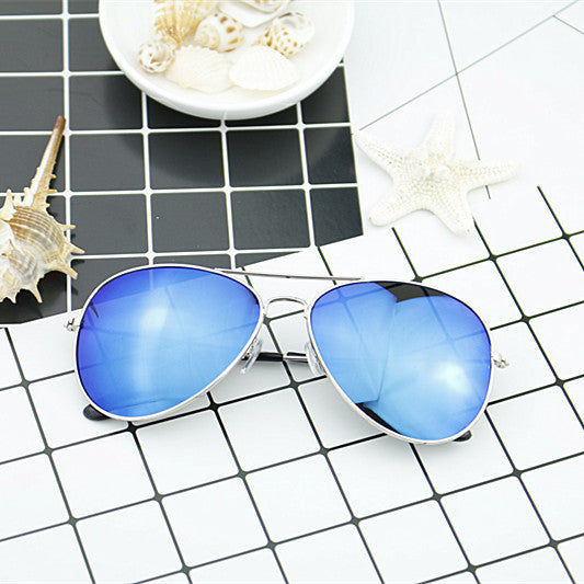 Moderne Piloten-Sonnenbrille für Damen mit Farbverlauf-Gläsern Skanto