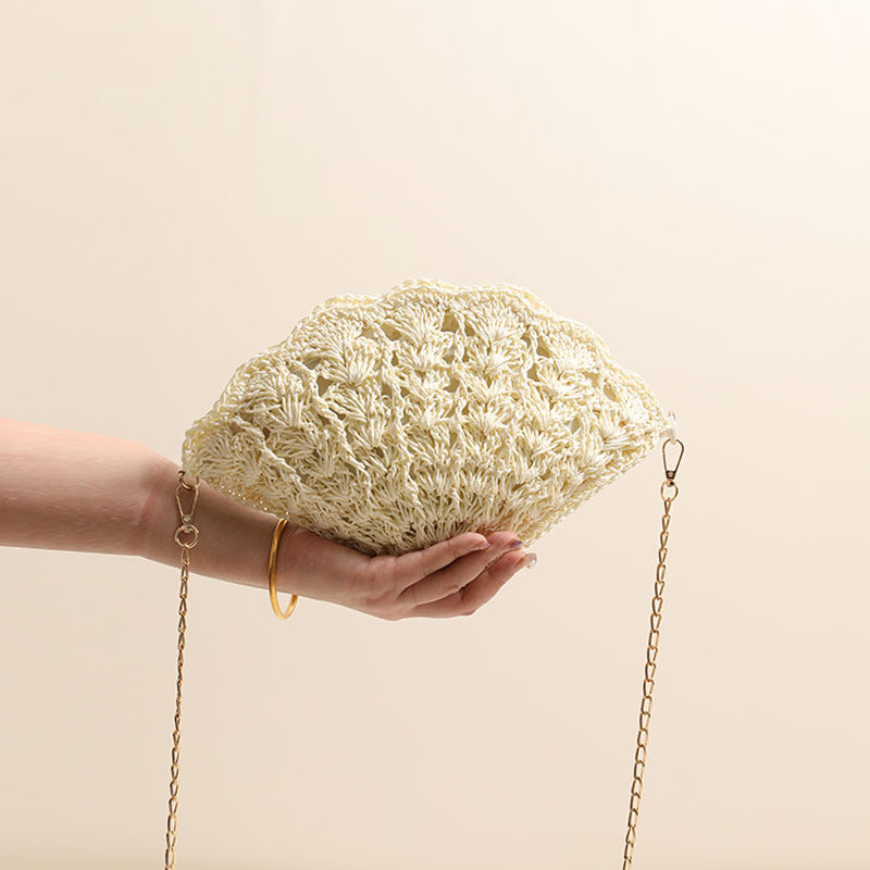 Elegante Clutch im Muscheldesign Skanto