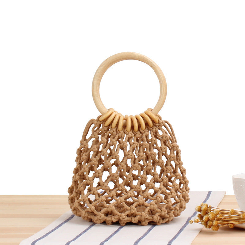 Tragetasche mit handgeknüpftem Netzdesign und Holzgriff Skanto