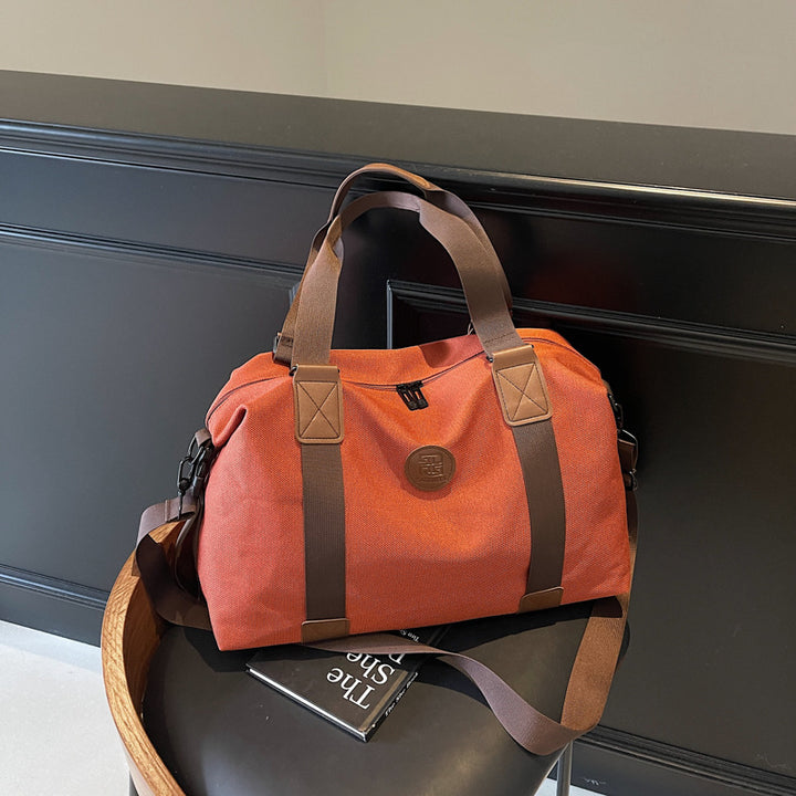 Sportliche Reisetasche mit mehreren Fächern und verstellbarem Schultergurt Skanto