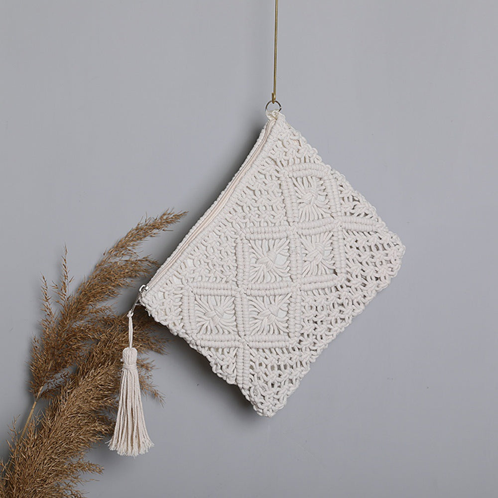Makramee-Clutch mit Quastendetails Skanto
