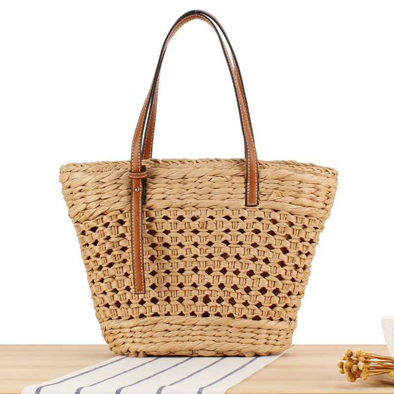 Gewebte Naturmaterial-Handtasche mit bequemem Tragegriff Skanto